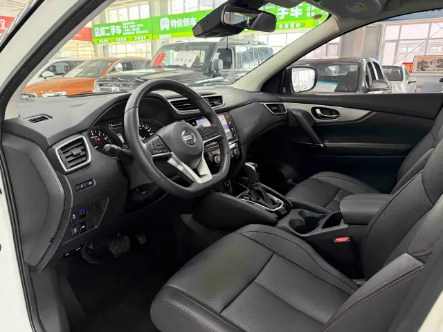 Nissan Qashqai — Фото автомобиля 7