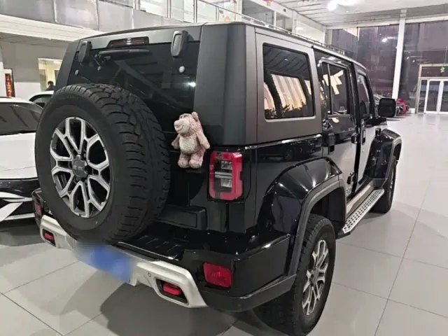 BAIC BJ40 — Фото автомобиля 6
