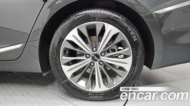 Kia K8 K8 Hybrid — Фото автомобиля 6