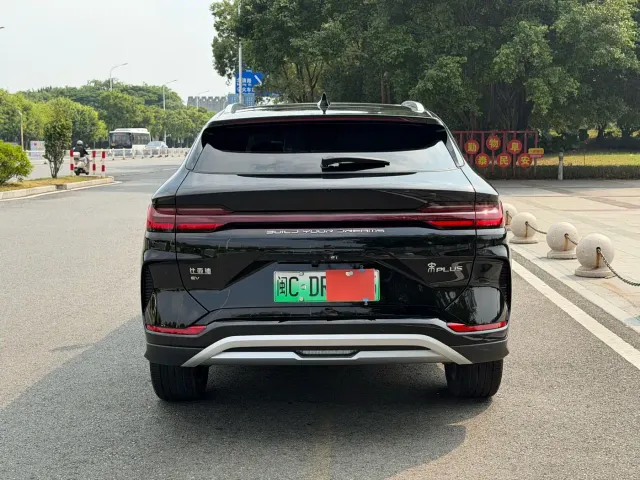 BYD Song PLUS — Фото автомобиля 8