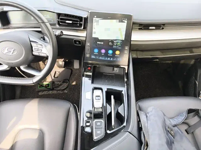 Hyundai Custo — Фото автомобиля 12