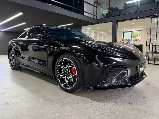 Hozon Neta GT — Фото автомобиля 3