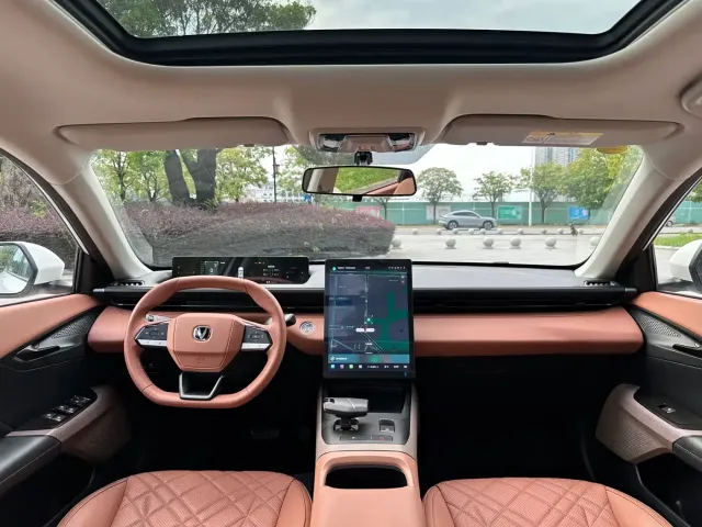 Changan Eado — Фото автомобиля 14
