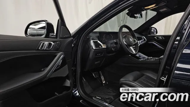 BMW X6 xDrive40i M Sport — Фото автомобиля 6