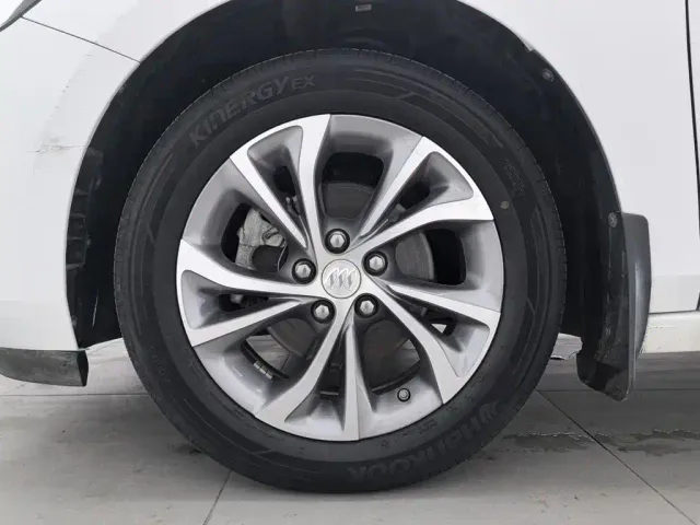 Buick Verano — Фото автомобиля 17
