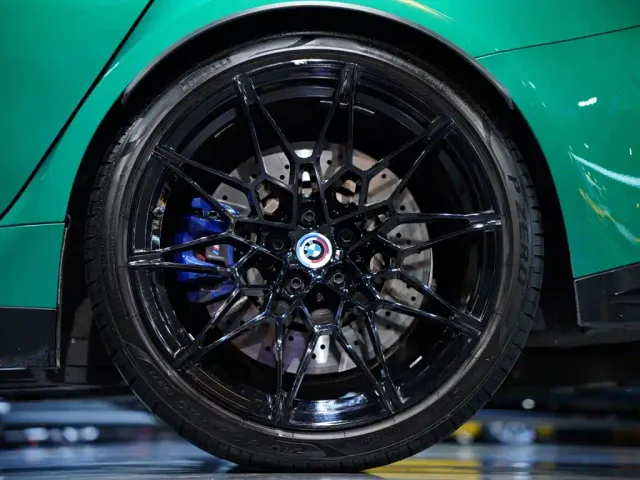 BMW M3 — Фото автомобиля 9