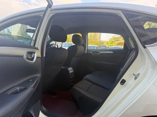 Nissan Sylphy — Фото автомобиля 5