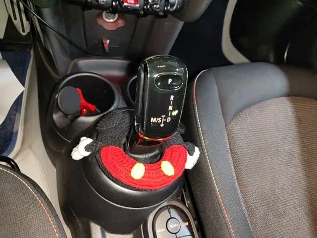 MINI Hatch — Фото автомобиля 13