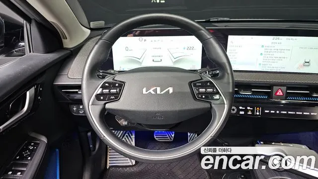 Kia EV6 — Фото автомобиля 19