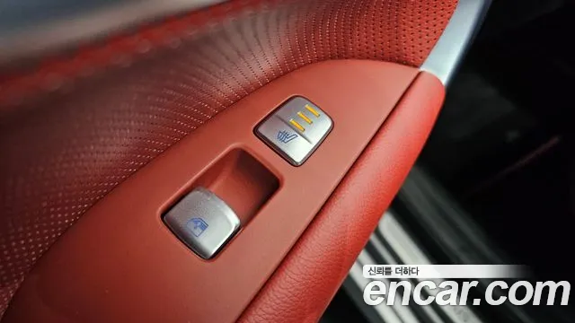 Genesis G70 New — Фото автомобиля 25