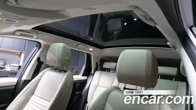 Land Rover Discovery Sport — Фото автомобиля 19