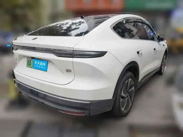 Nio EC7 — Фото автомобиля 2