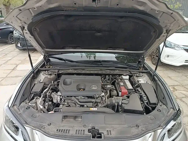 Lexus ES — Фото автомобиля 19