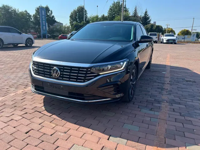 Фотография автомобиля — Volkswagen Passat