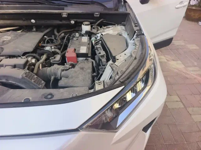 Toyota RAV4 — Фото автомобиля 21