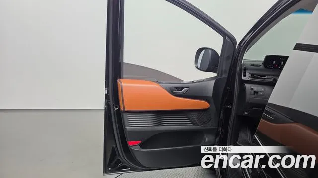 Hyundai Staria — Фото автомобиля 13