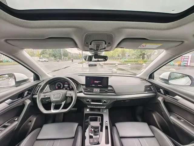Audi Q5L — Фото автомобиля 8