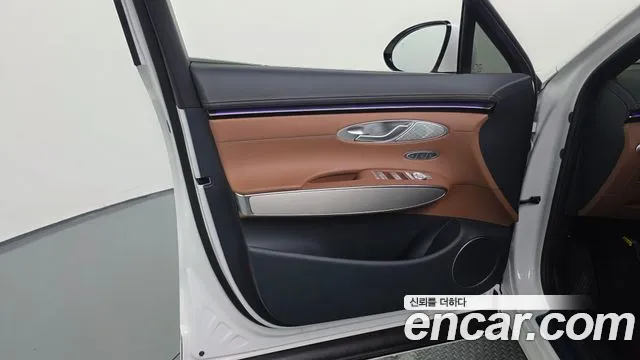 Genesis GV70 2.5T Бензин AWD — Фото автомобиля 20