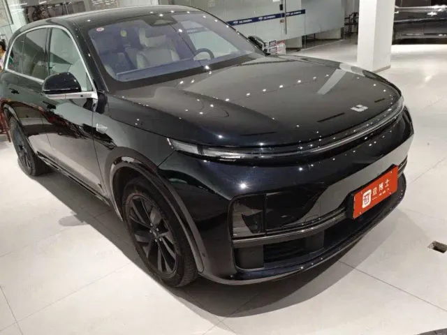 Li Auto L7 — Фото автомобиля 2