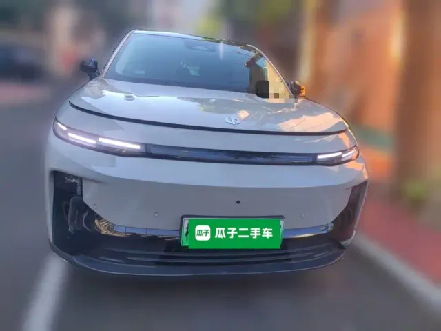 Leapmotor B10 — Фото автомобиля 2