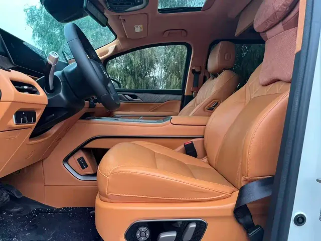 Wey Alpine — Фото автомобиля 4