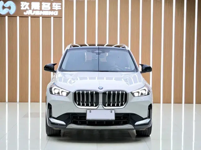BMW X1 — Фото автомобиля 2