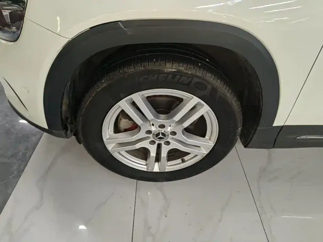 Mercedes-Benz GLB-Class — Фото автомобиля 22