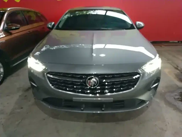 Buick Regal — Фото автомобиля 2