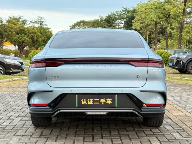 BYD Han — Фото автомобиля 17