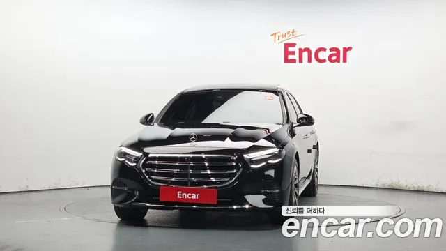 Mercedes-Benz E-Class E-класс W214 E300 4MATIC Exclusive — Фото автомобиля 3