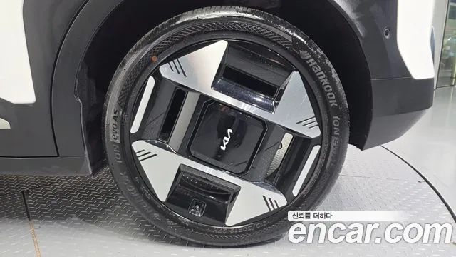 Kia EV3 — Фото автомобиля 21