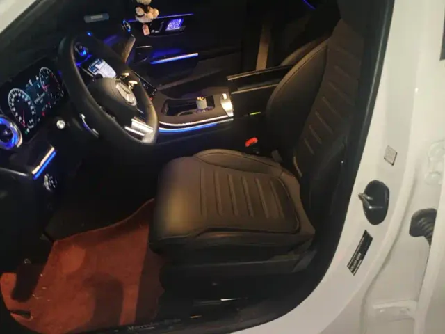 Mercedes-Benz C-Class — Фото автомобиля 9
