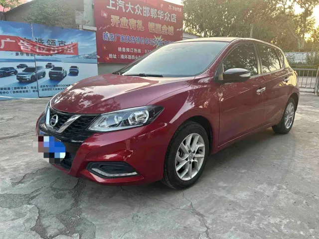 Фотография автомобиля — Nissan Tiida