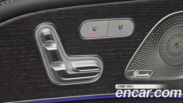 Mercedes-Benz GLE-Class — Фото автомобиля 27