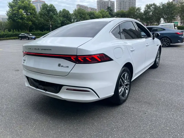 BYD Qin PLUS — Фото автомобиля 3