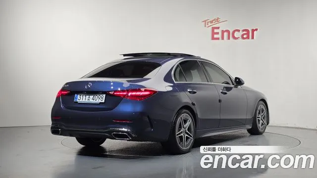 Mercedes-Benz C-Class — Фото автомобиля 2