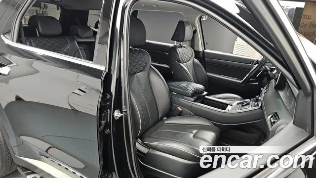 Hyundai Palisade Palisade Дизель 2.2 2WD — Фото автомобиля 10