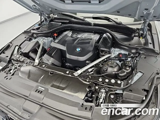 BMW 5 Series G60 — Фото автомобиля 5