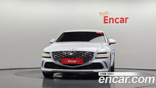 Genesis G80 RG3 — Фото автомобиля 3