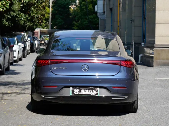 Mercedes-Benz EQS — Фото автомобиля 5