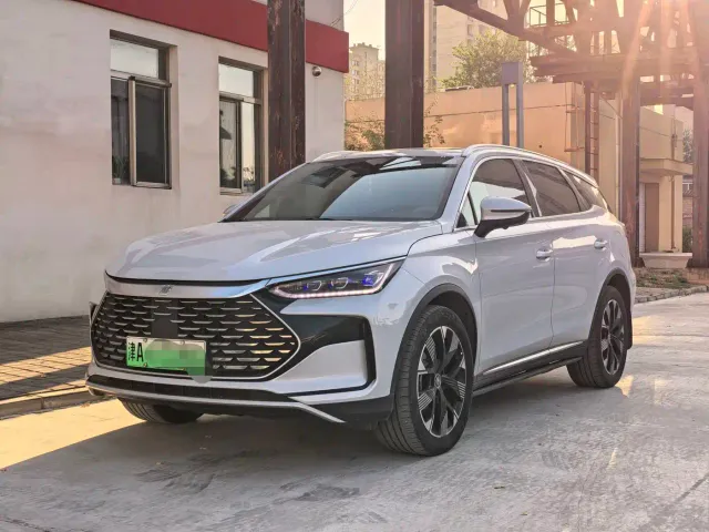 Фотография автомобиля — BYD Tang