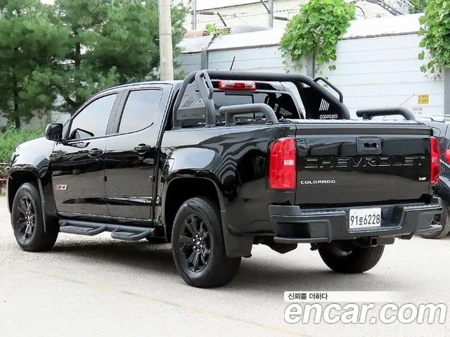 Chevrolet Colorado — Фото автомобиля 3