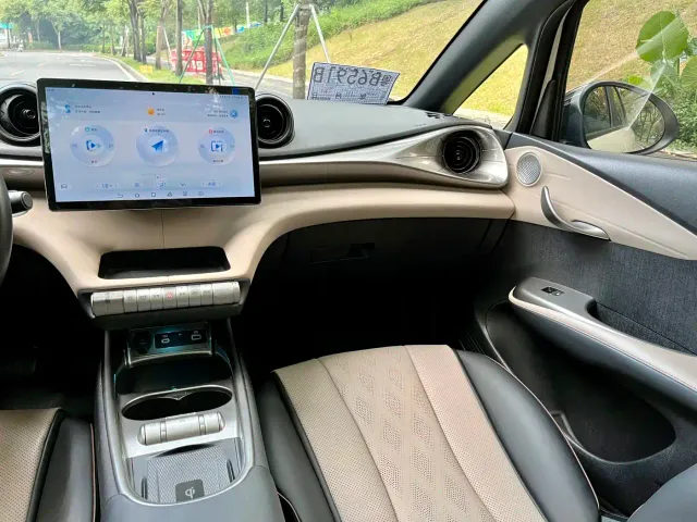 BYD Dolphin — Фото автомобиля 9
