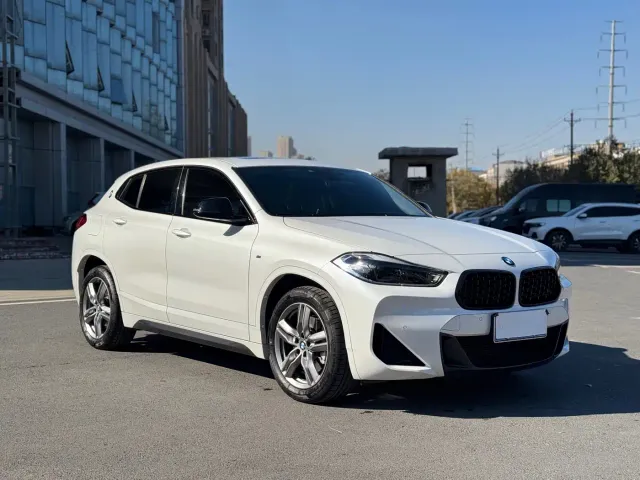 BMW X2 — Фото автомобиля 3