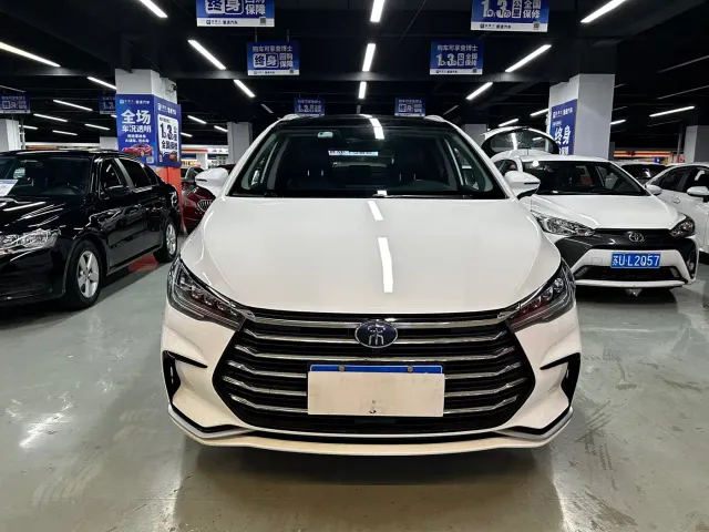 BYD Song MAX — Фото автомобиля 2