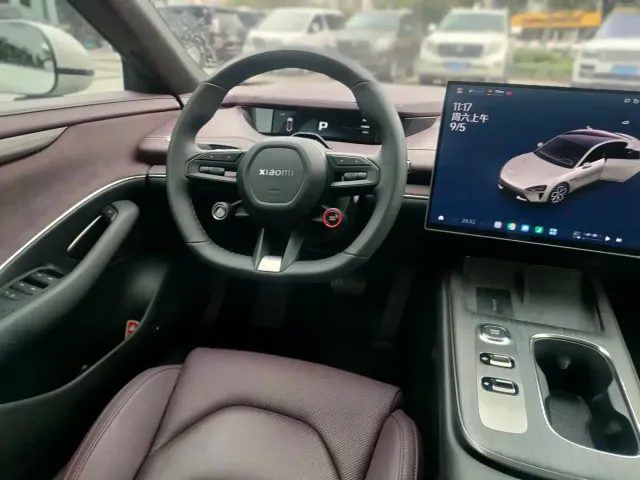 Xiaomi SU7 — Фото автомобиля 23