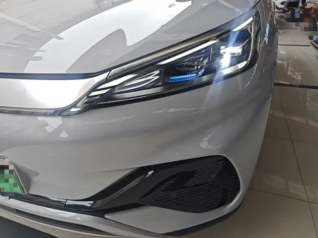 BYD Yuan PLUS — Фото автомобиля 23