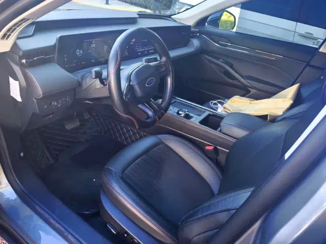 Ford Mondeo — Фото автомобиля 9
