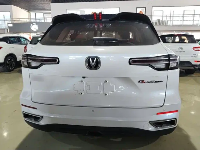 Changan CS55 Plus — Фото автомобиля 5
