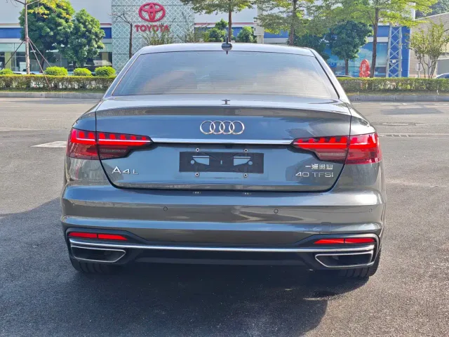 Audi A4L — Фото автомобиля 14